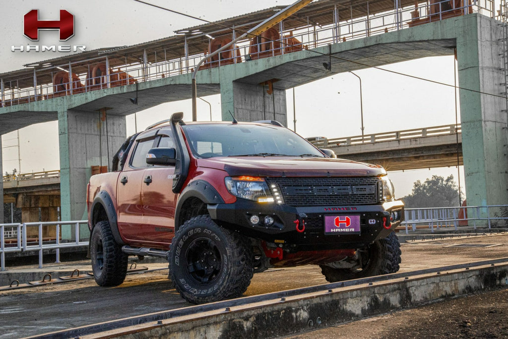 Side view of the Ford Ranger PX1 2012-2015 with a King Series Bull Bar