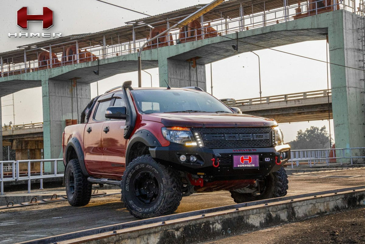 Side view of the Ford Ranger PX1 2012-2015 with a King Series Bull Bar